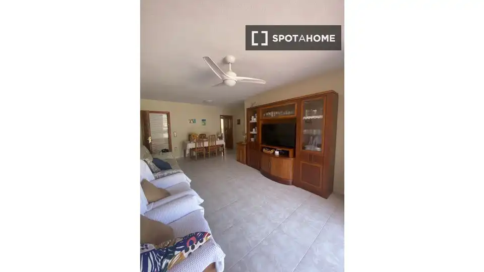 Piso de 95 m² en Tavernes de la Valldigna
