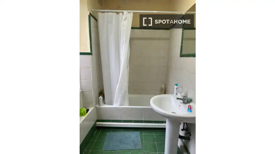 Habitación 115 m², Granada