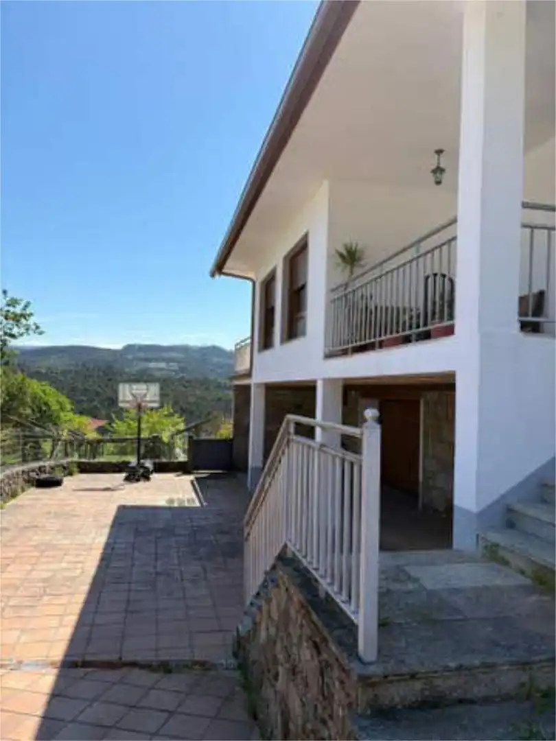 Casa de 300 m² en Pontevedra
