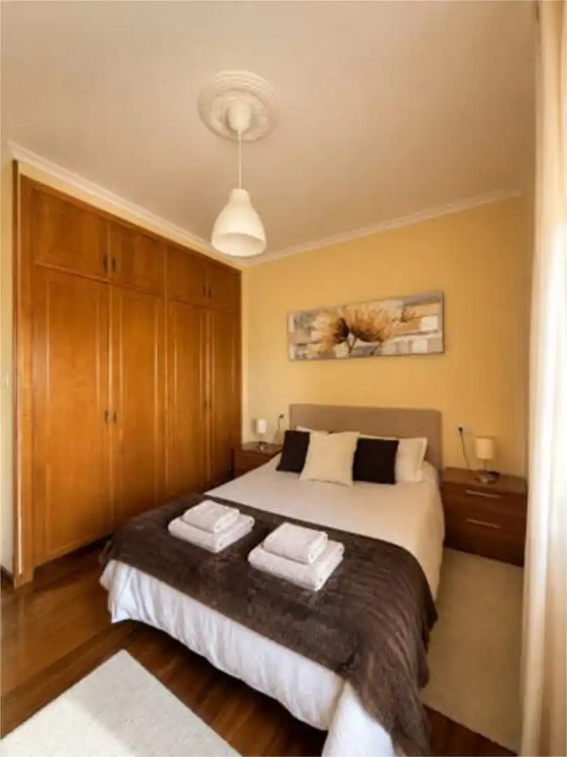 Piso de 85 m² en O Castro de Caldelas