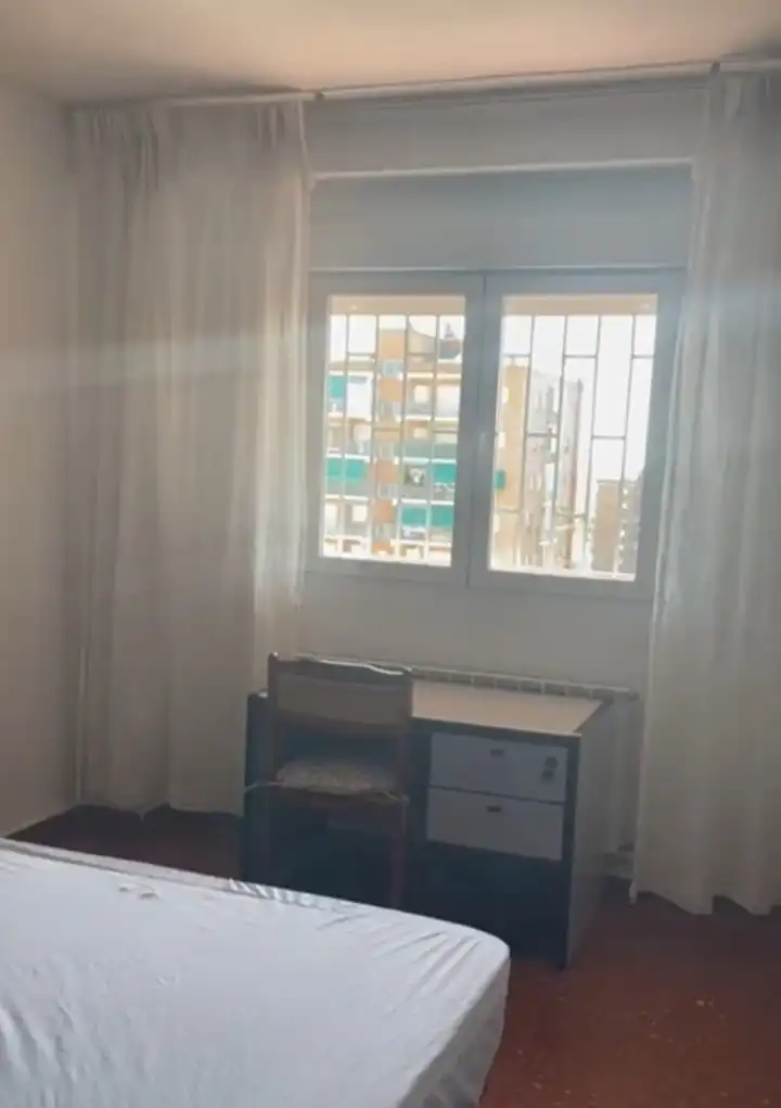Habitación 100 m², Granada