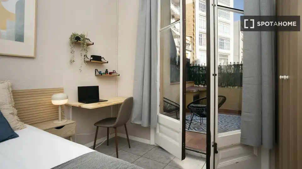 Room for rent, Barcelona