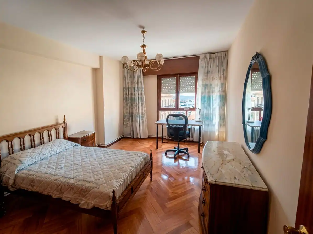 Piso de 135 m² en Pontevedra