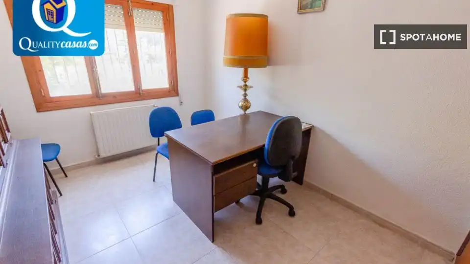 Habitación 863 m², el Campello