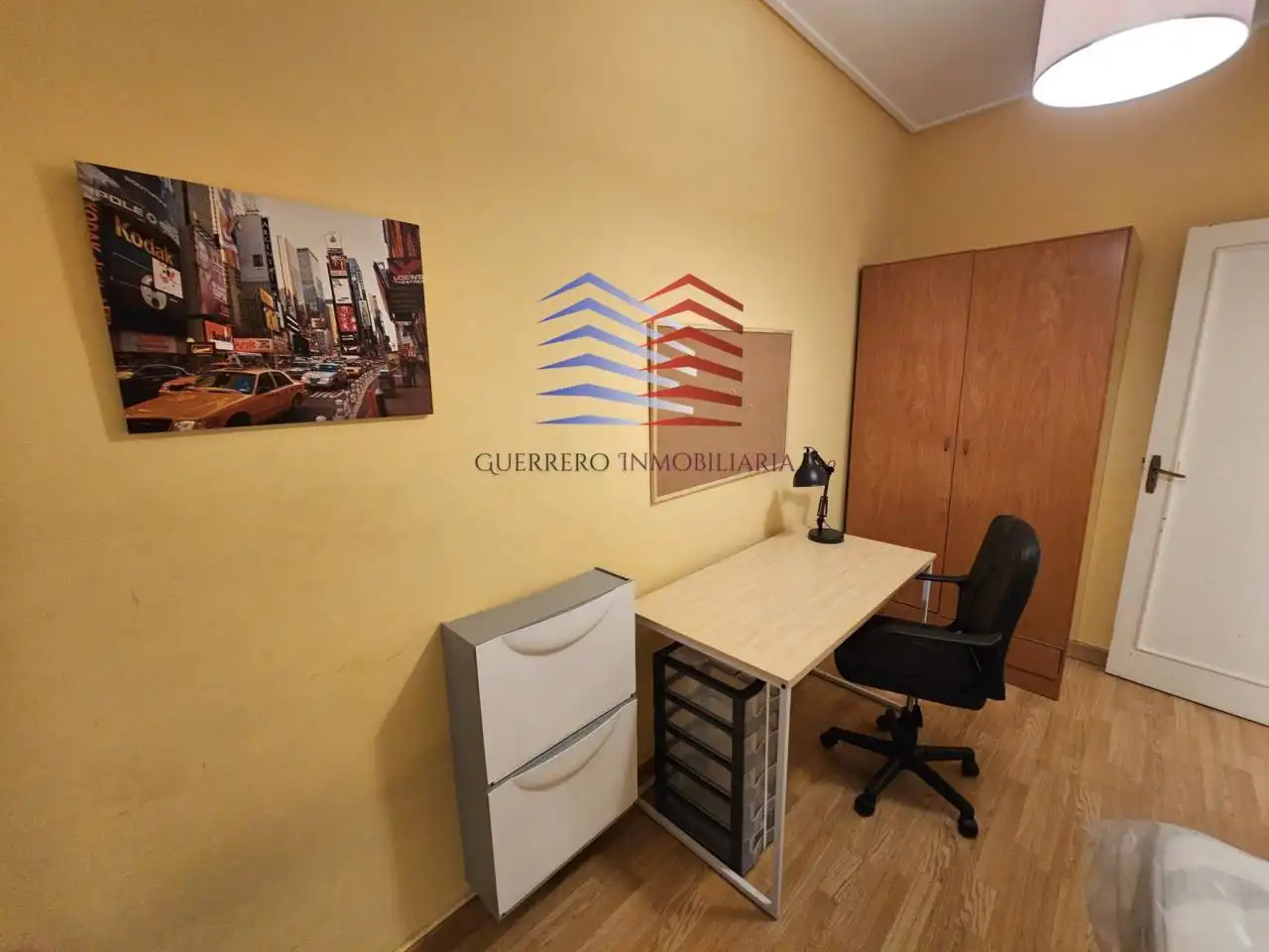 Piso de 100 m² en Ourense