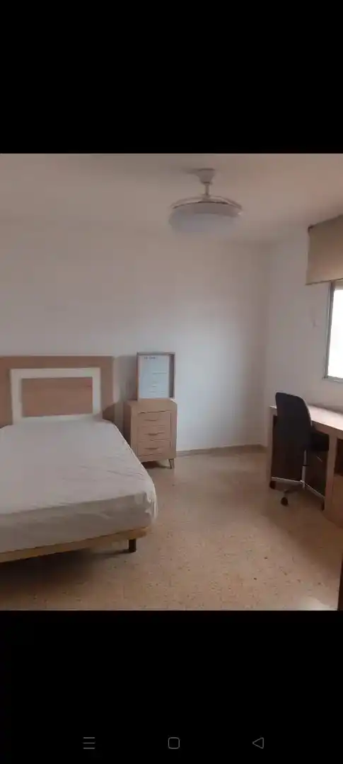 Habitación 100 m², San Juan de Alicante