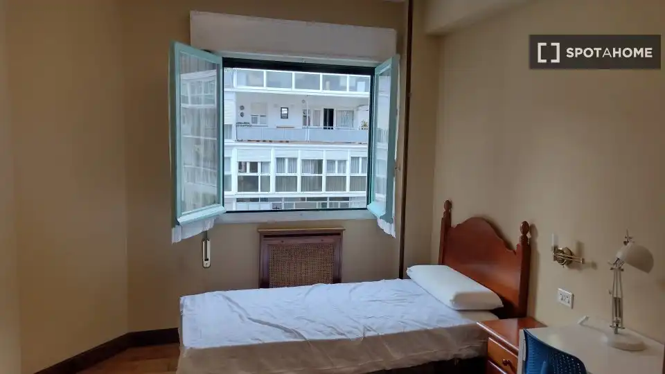 Habitación 104 m², Bilbao