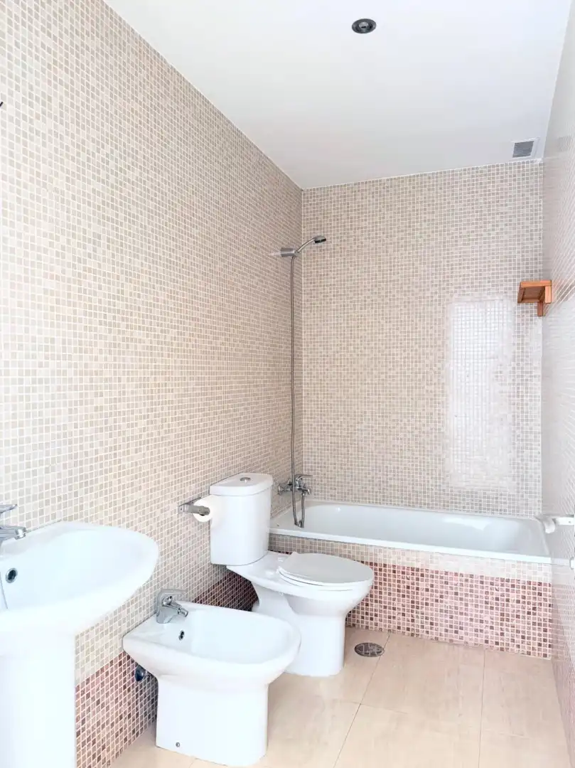 Casa de 122 m² en Palomares del Río