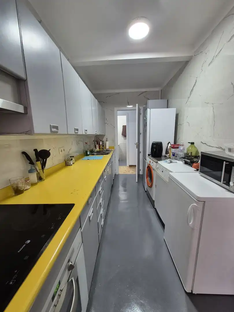 Habitación 100 m², Ávila