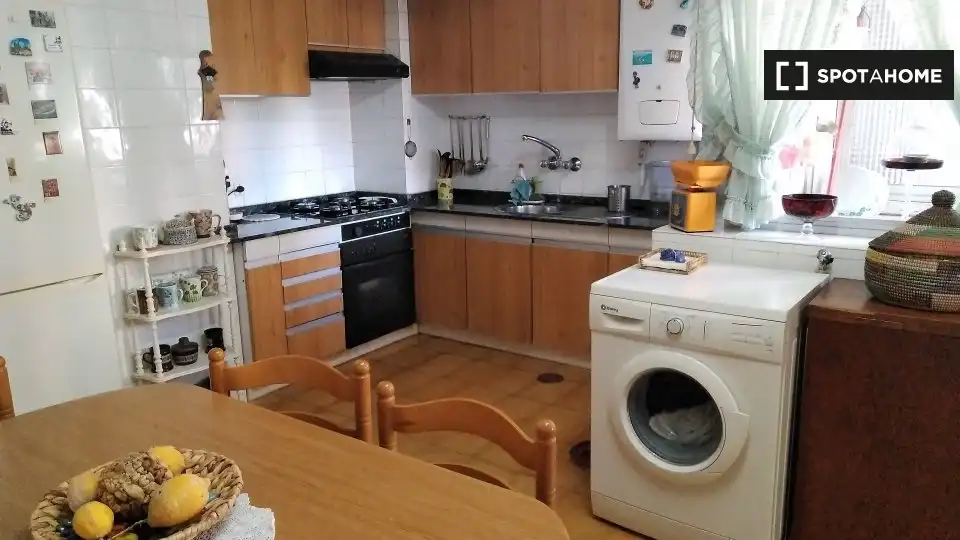 Habitación 138 m², Vigo