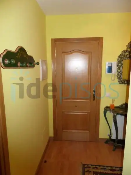 Piso de 60 m² en Santander