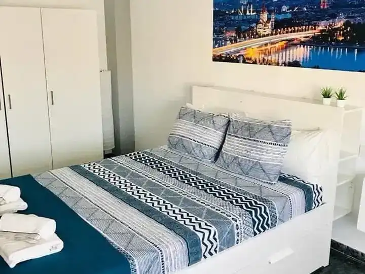Habitación 240 m², Moncada
