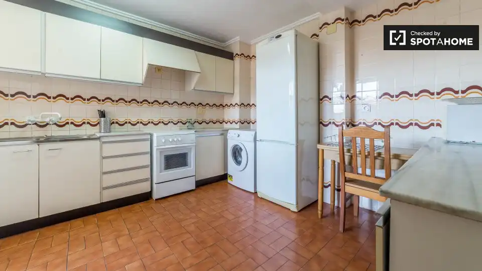 Habitación 100 m², Valencia
