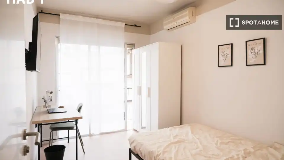 Habitación 95 m², Alicante