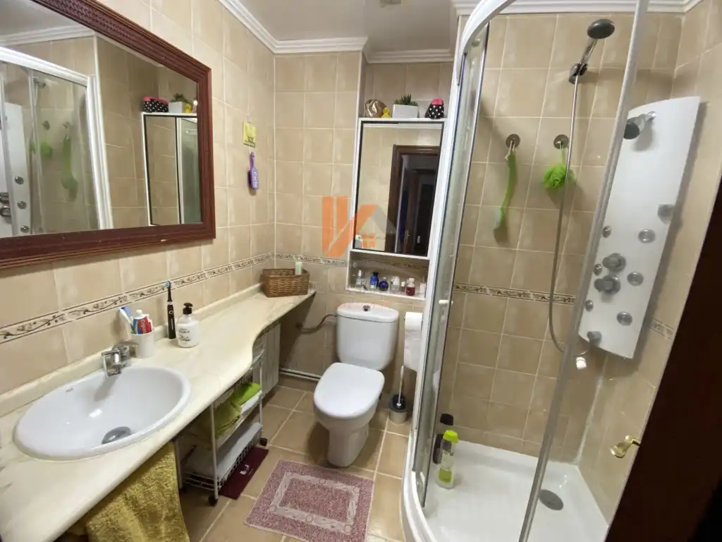 Pis de 77 m² a Santiago de Compostel·la