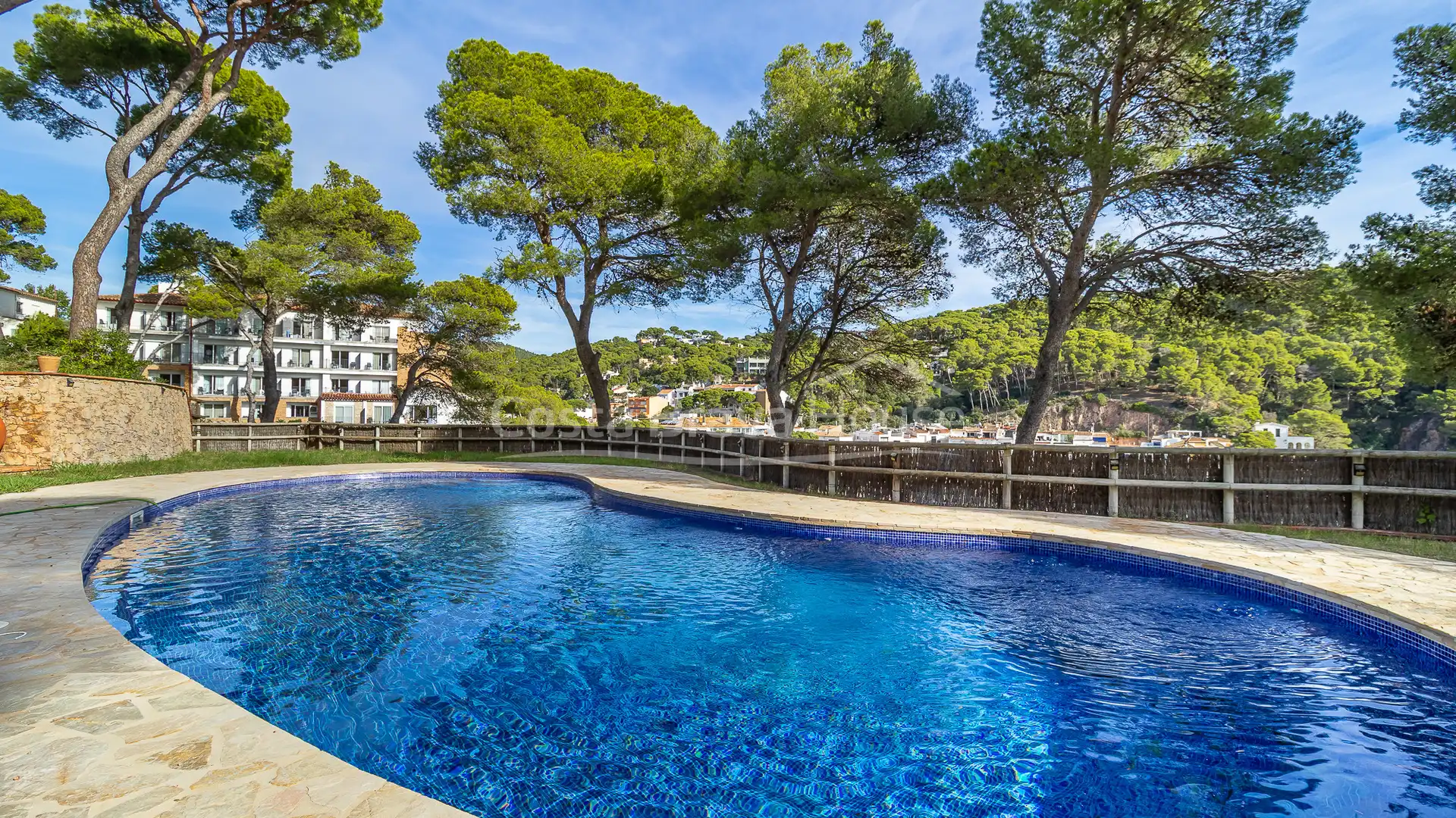 Будинок 606 м² у Palafrugell