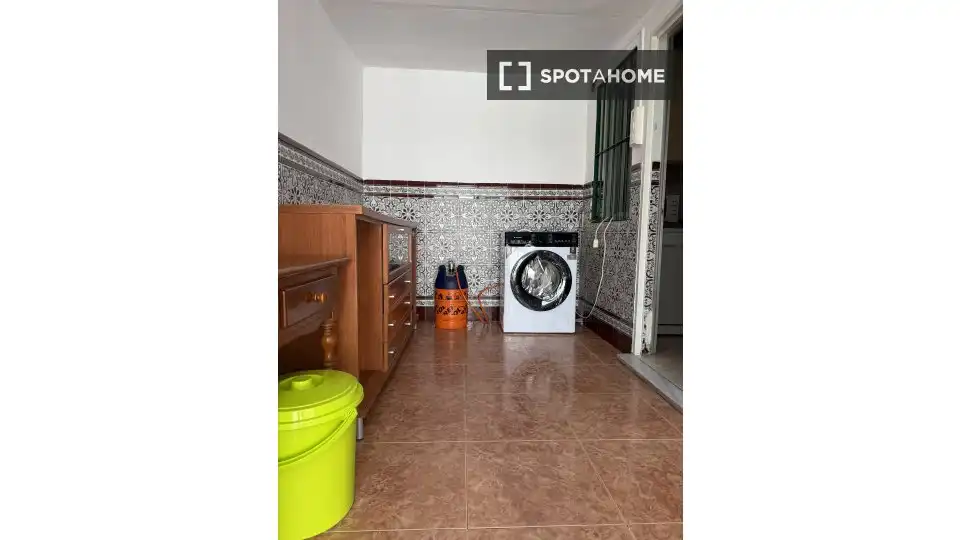 Habitación 104 m², Sevilla