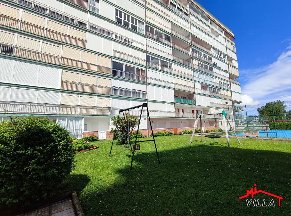 Piso de 60 m² en Laredo