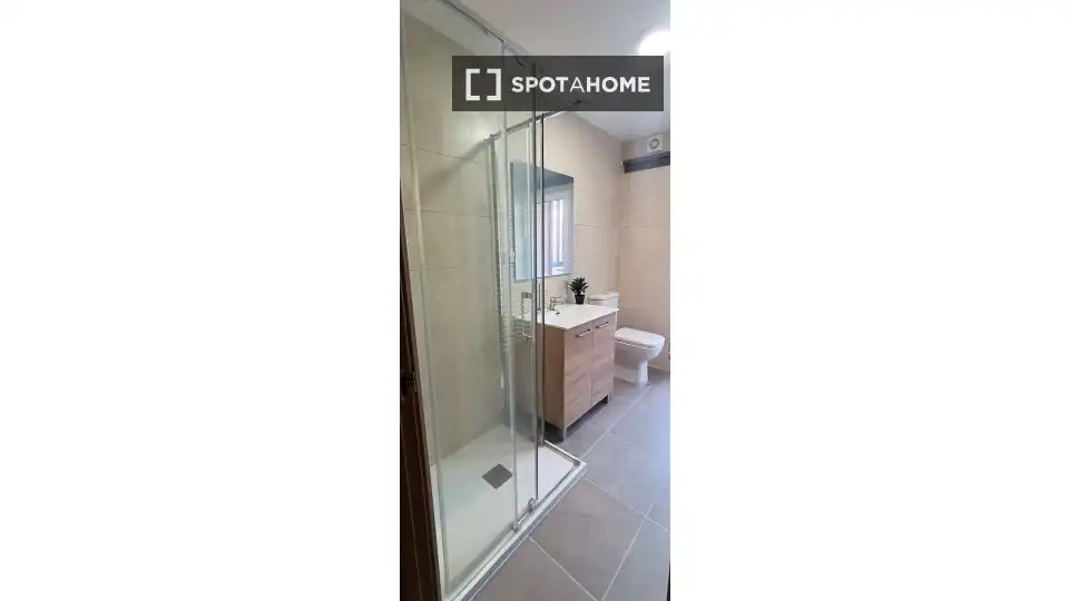 Habitación 87 m², Segovia