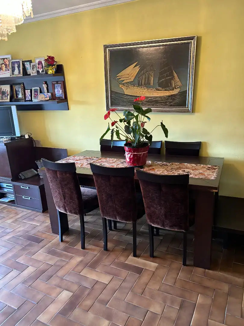 Piso de 300 m² en Moaña