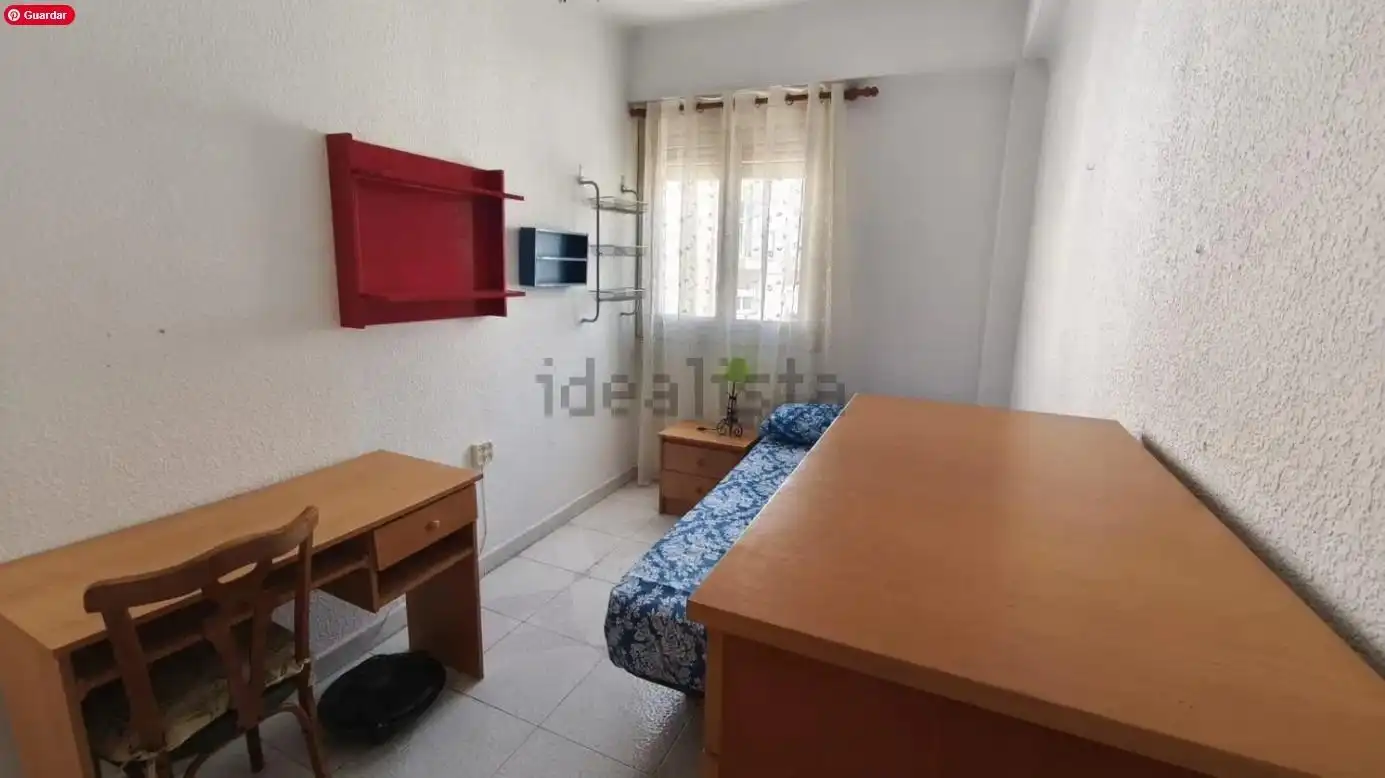 Piso de 80 m² en Almería