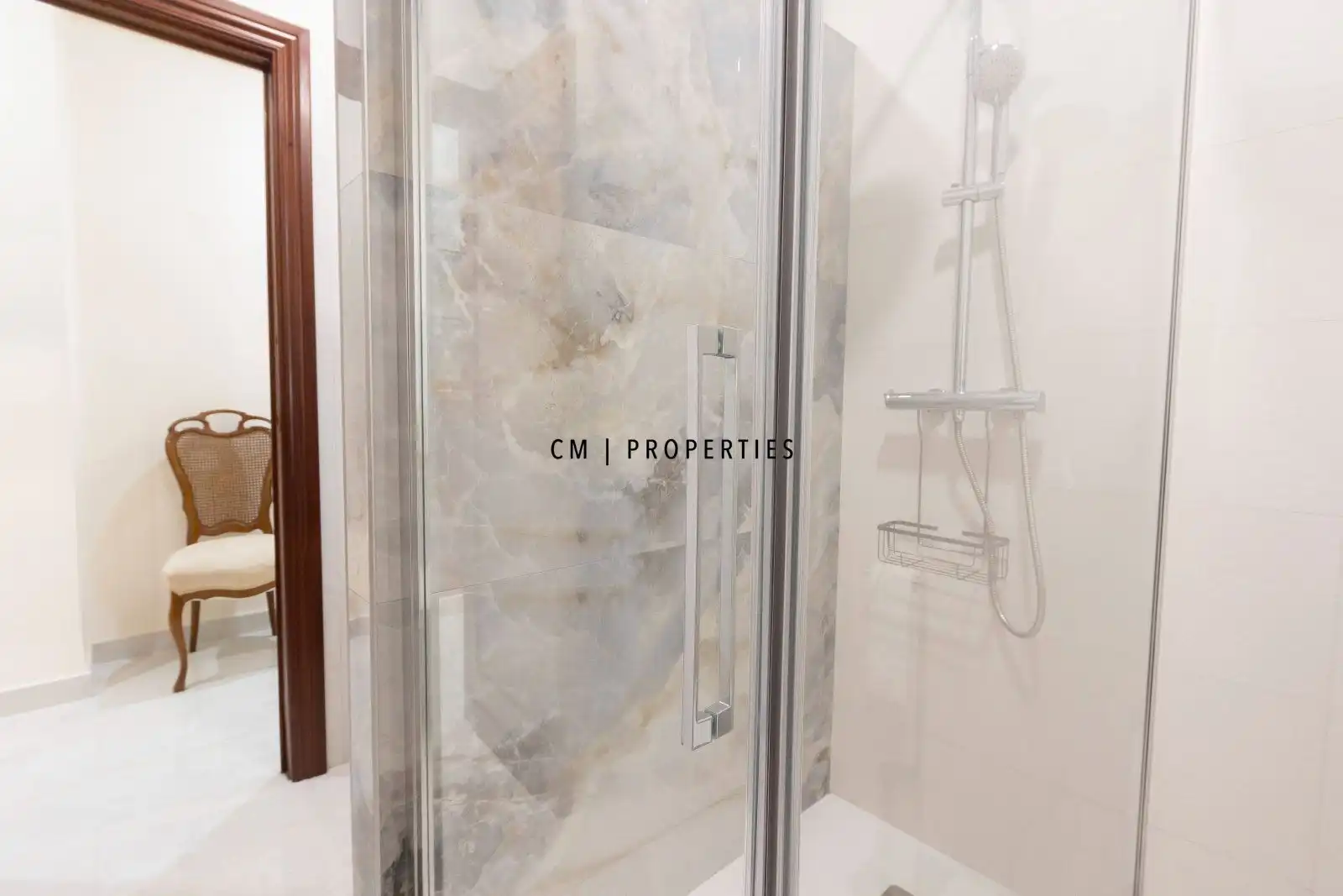 Wohnung 101 m² in Valencia