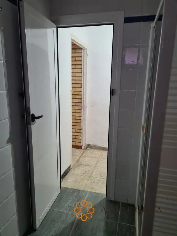 Piso de 245 m² en Escatrón