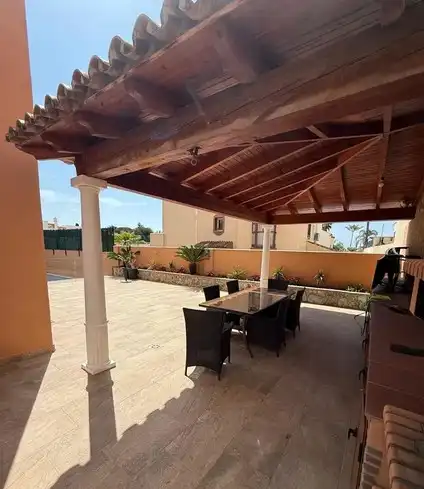 Casa de 300 m² en Marbella