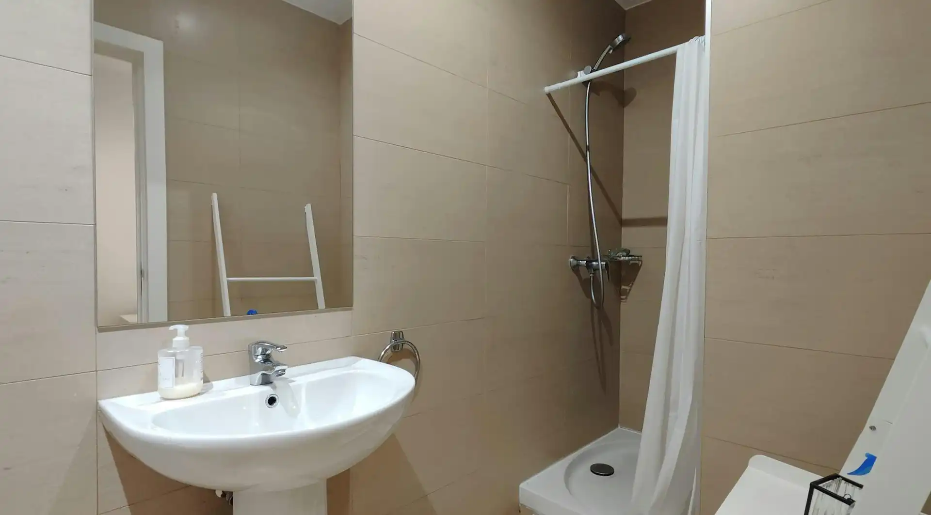Habitación 90 m², Madrid