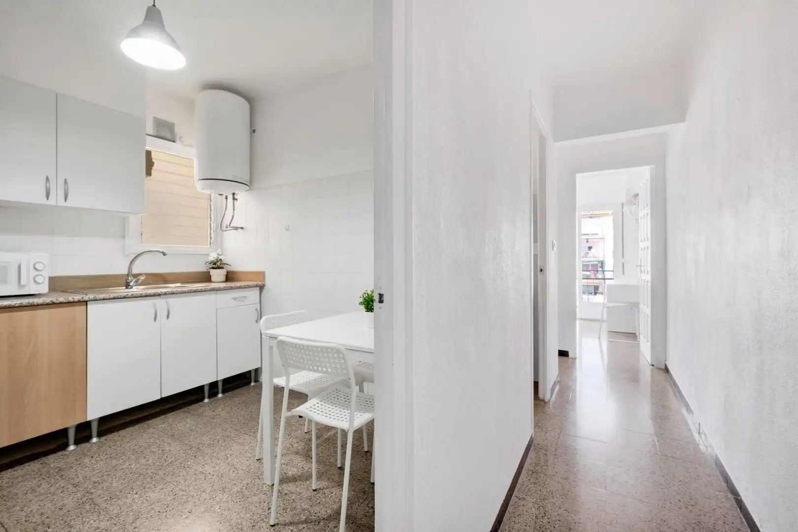 Piso de 81 m² en Salt