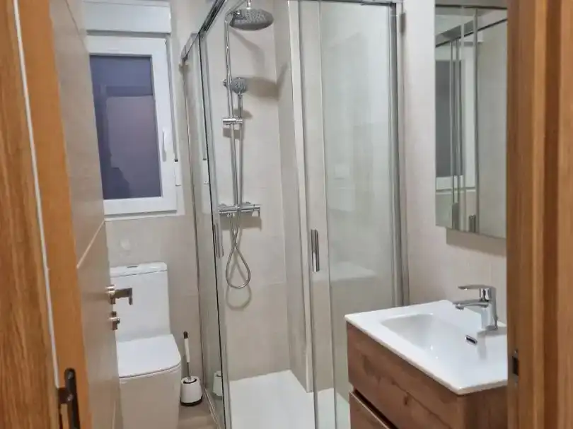 Habitación 150 m², Ourense