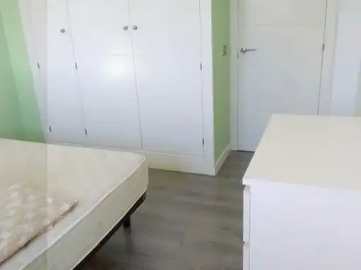 Habitació de lloguer, Paracuellos de Jarama