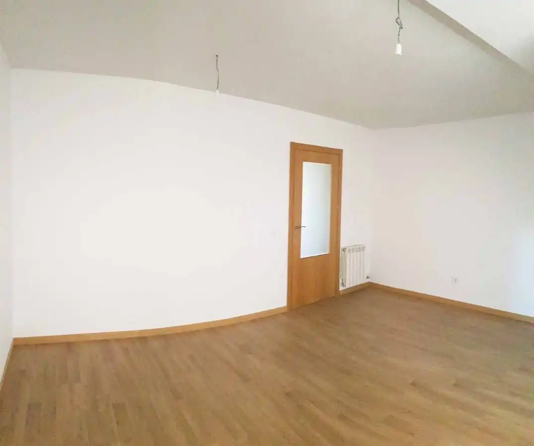 Piso de 83 m² en Tudela de Duero