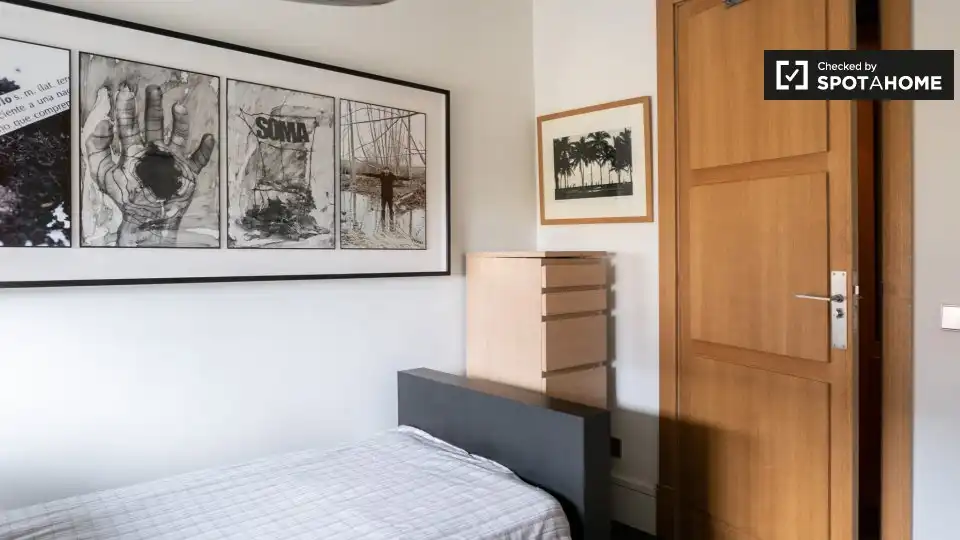 Habitación 200 m², Madrid