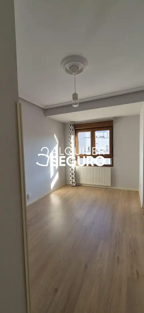 Pis de 85 m² a Oviedo