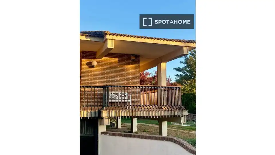 Habitación 360 m², Simancas