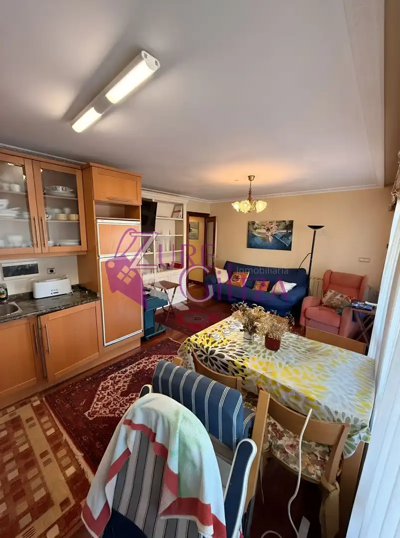 Piso de 65 m² en Laredo