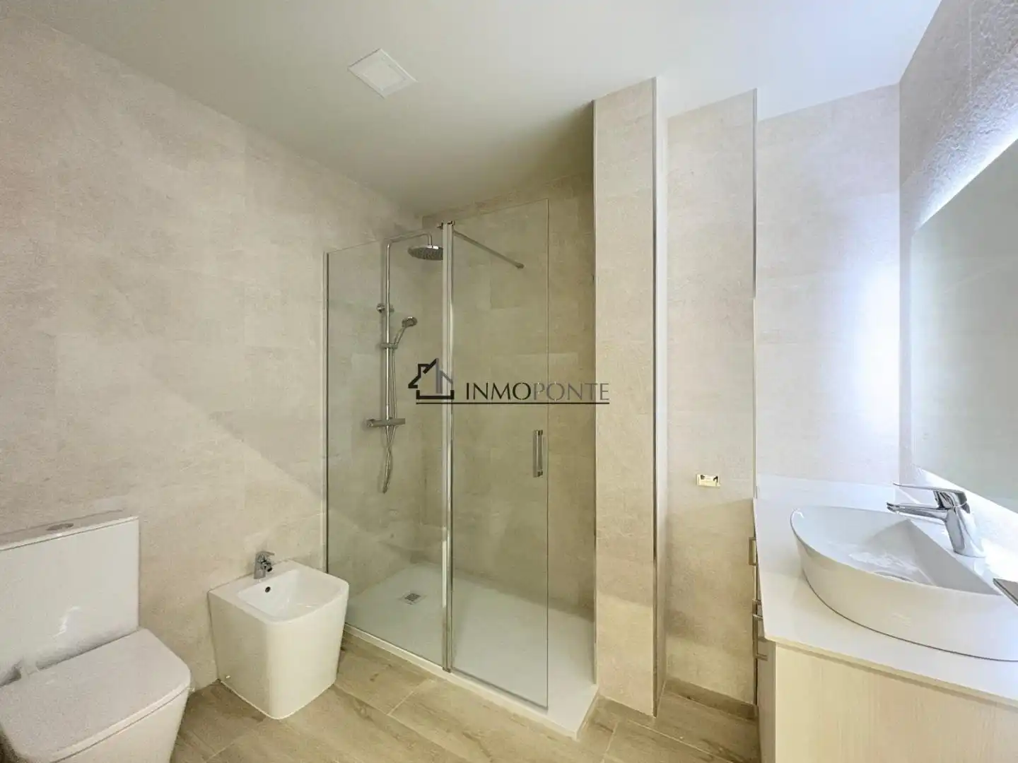 Pis de 110 m² a Pontevedra