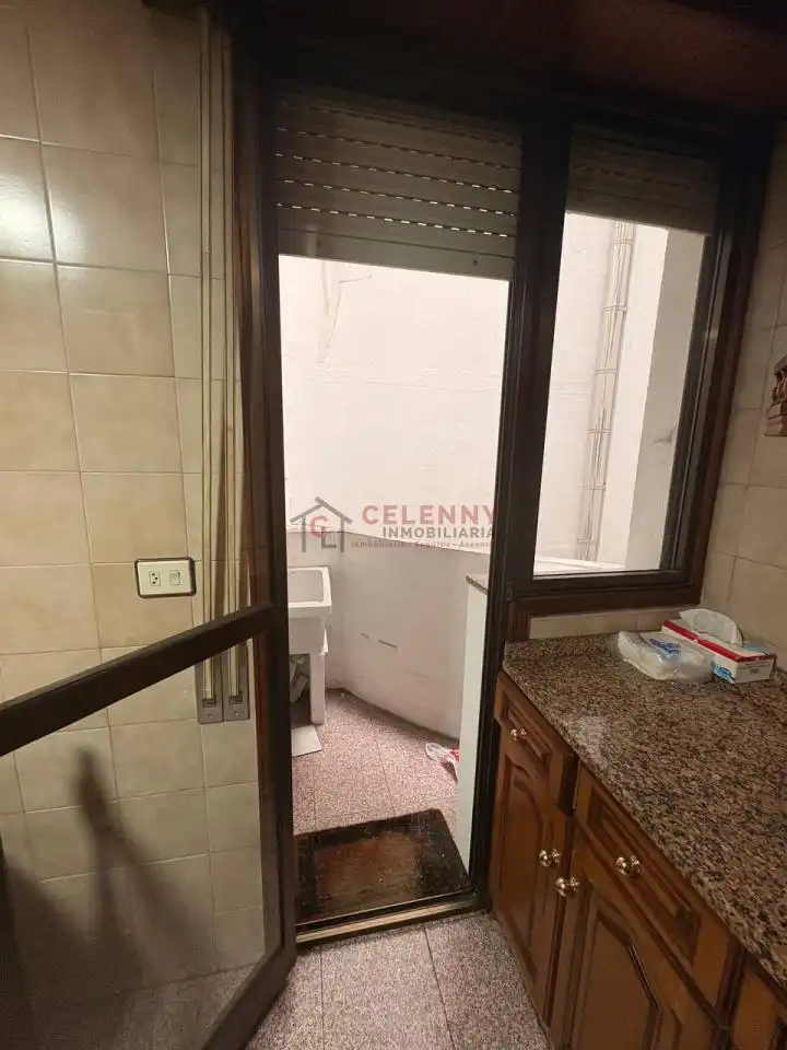 Piso de 90 m² en Ourense