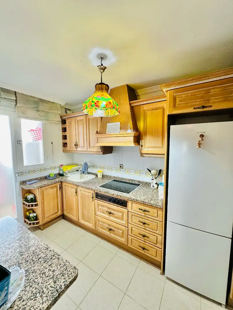 Piso de 85 m² en Granada