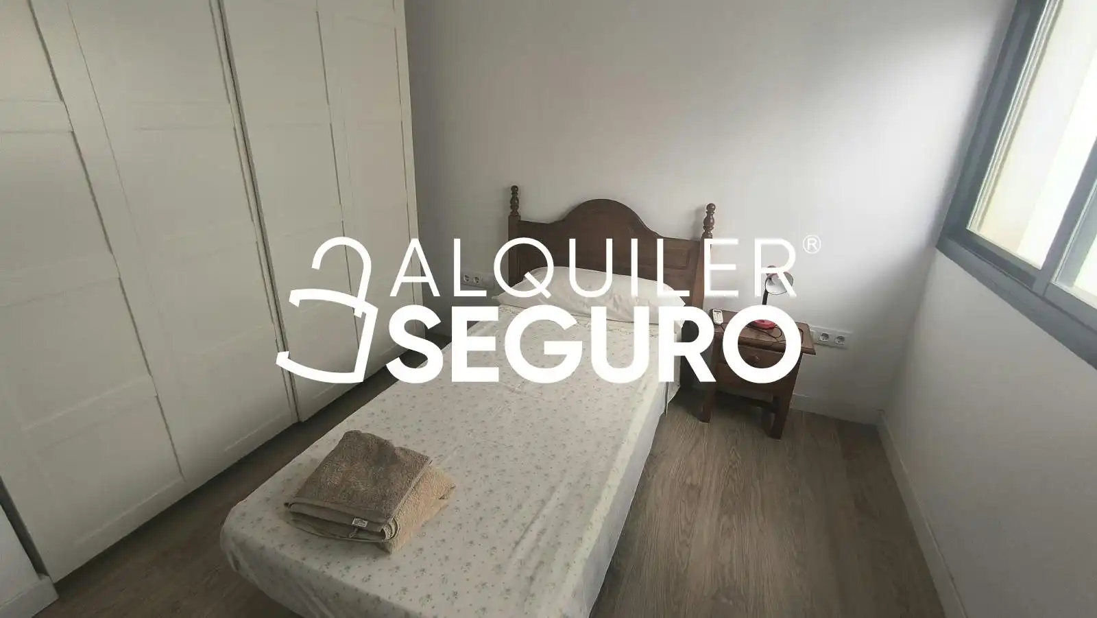 Flat 92 m² in Seville