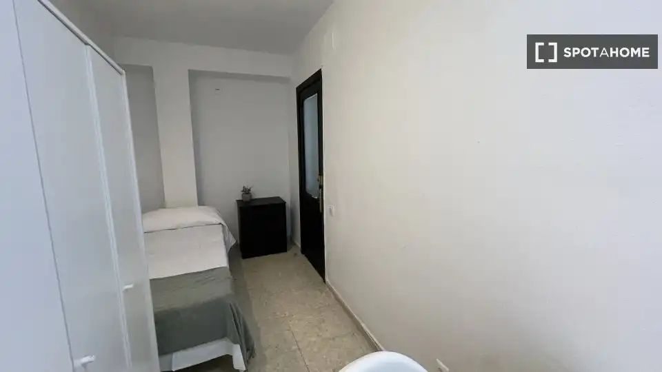 Habitación 207 m², Sevilla
