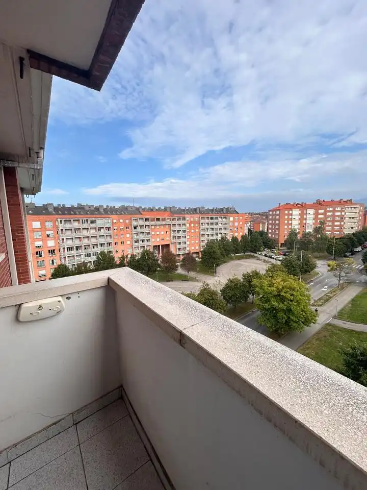 Pis de 89 m² a Gijón