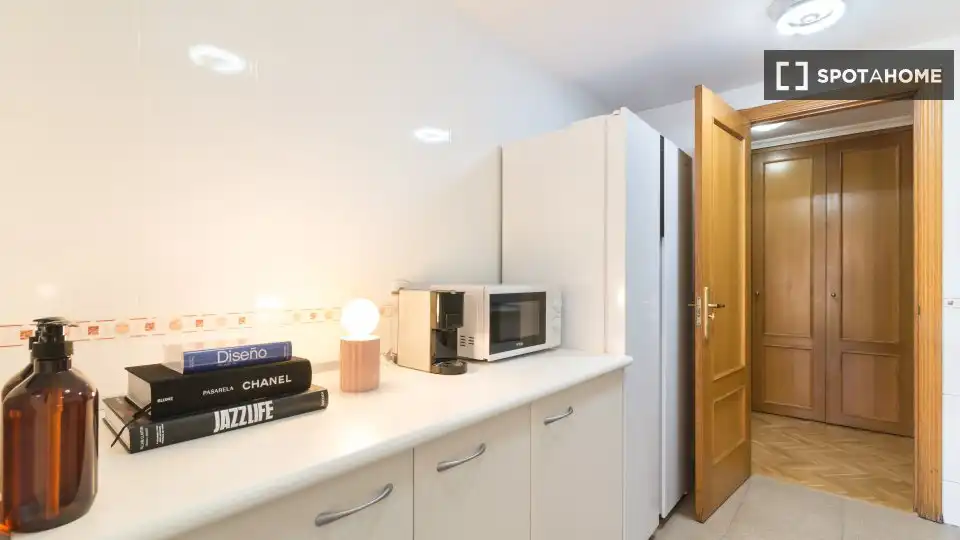 Habitación 100 m², Madrid