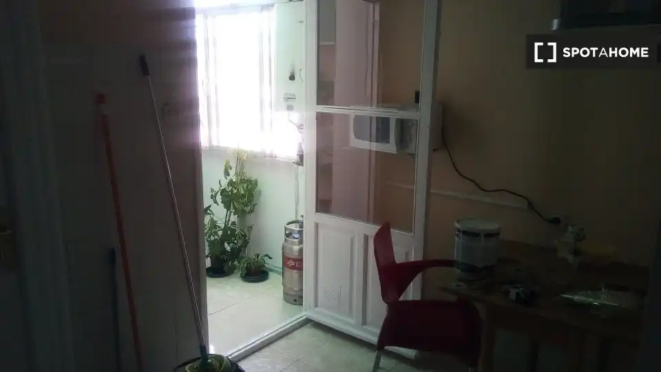 Habitació de lloguer, Alacant