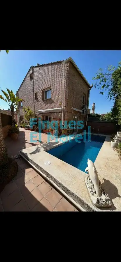 Casa de 242 m² en Vila-rodona