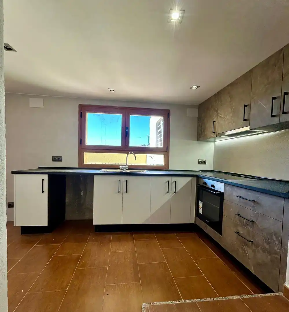 Appartamento 331 m² a les Oluges