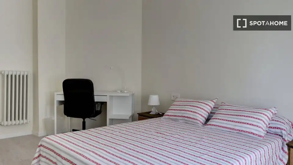 Habitación 104 m², Zaragoza