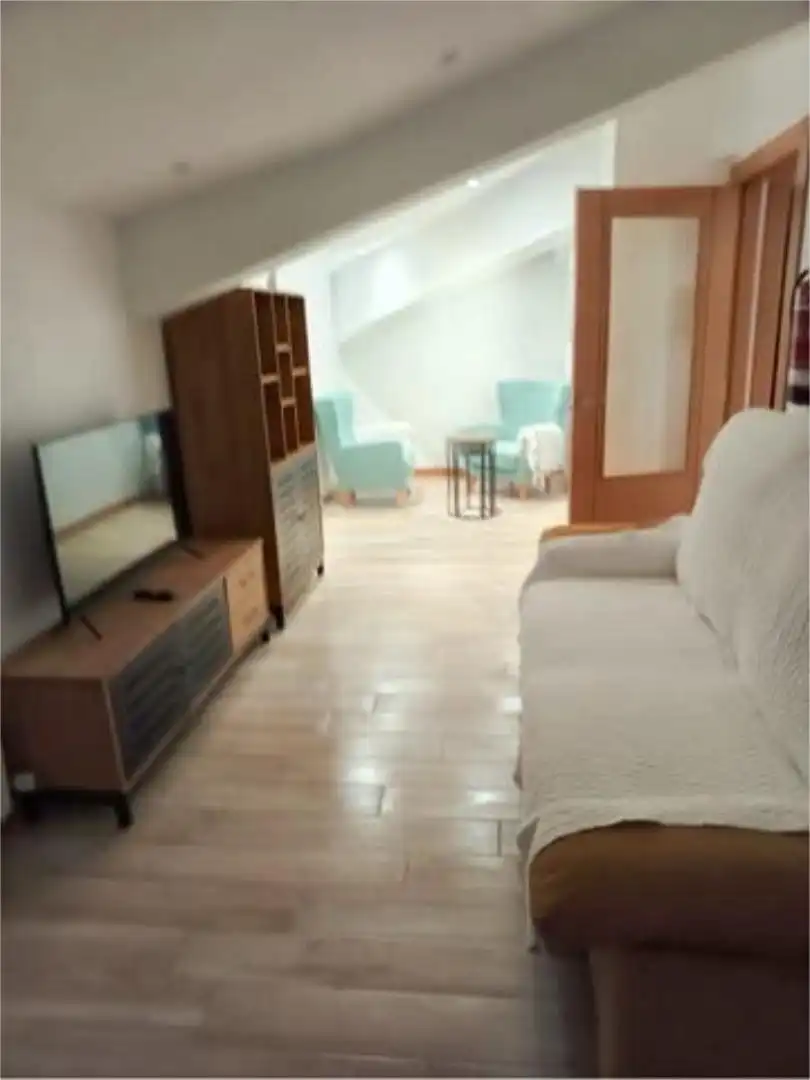 Piso de 100 m² en Juslapeña