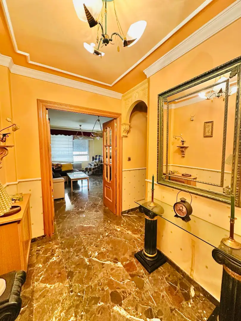 Piso de 85 m² en Granada